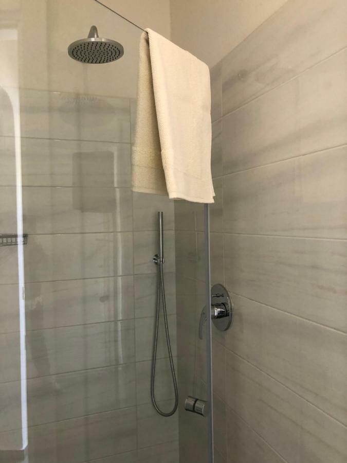 L'Antica Corte Lazzago Rooms Комо Екстериор снимка