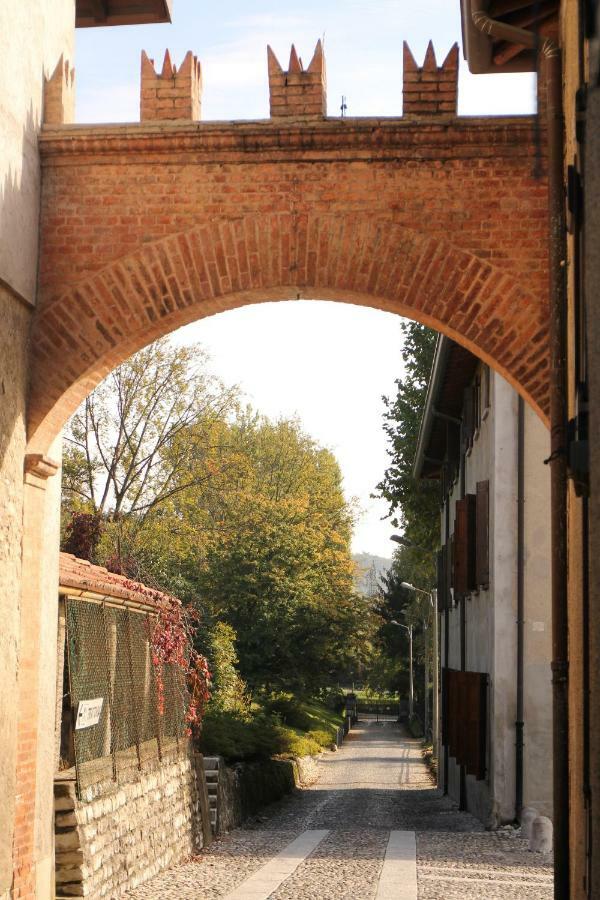 L'Antica Corte Lazzago Rooms Комо Екстериор снимка